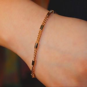 Gold Chain Link Bracelet